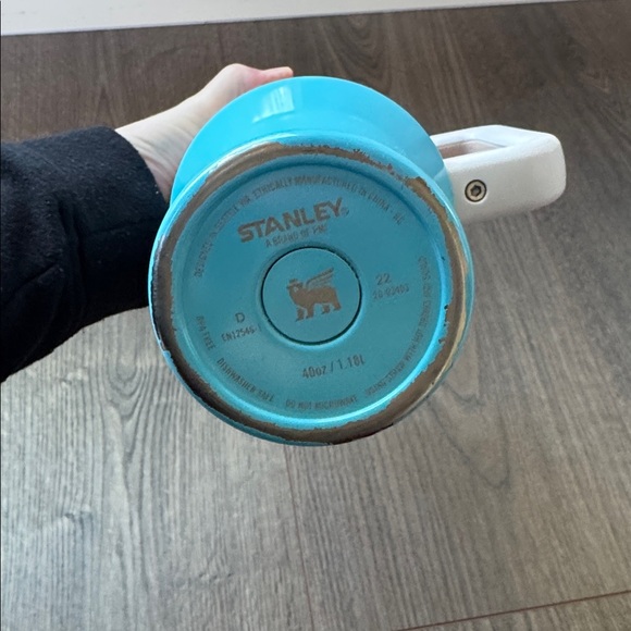 Stanley Quencher H2.0 Flowstate 40oz Tumbler Ombre - Picture 7 of 9